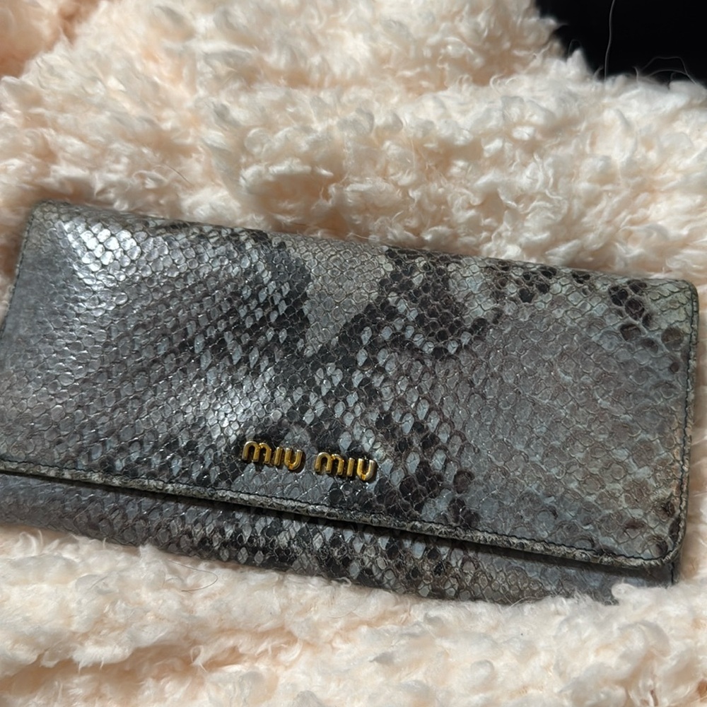 MIU mIU
